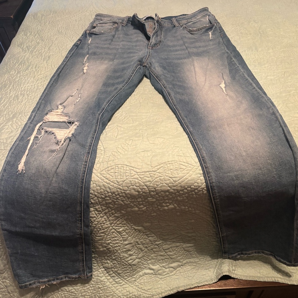 KanCan Sky Distressed Jeans